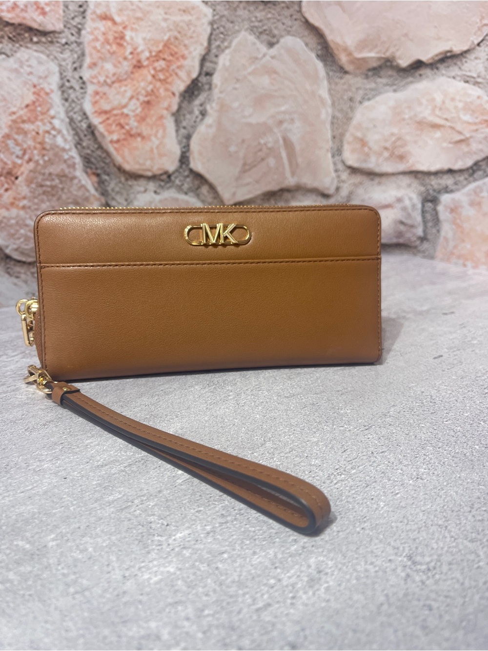 Michael Kors Parker Large Continental Zip Around Wallet/Wristlet Luggage Brown
